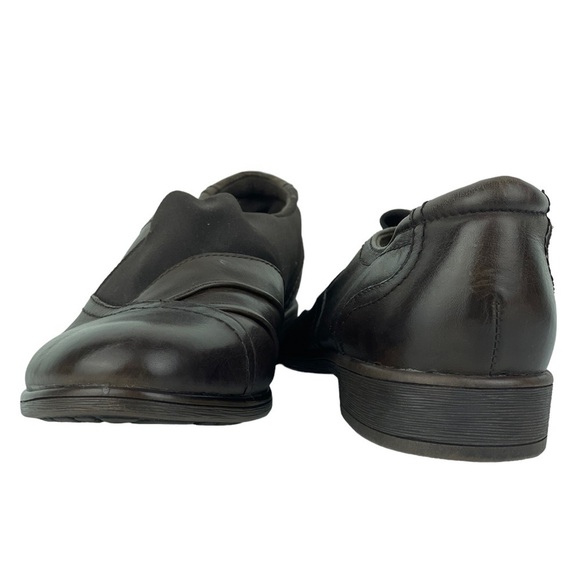 Earth Brown Leather Pumps with Comfortable Sock Lining. 8.5 - Picture 4 of 9